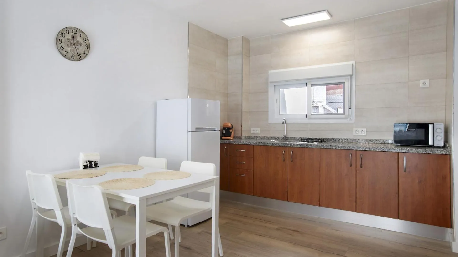 Piso En Carihuela Apartment Torremolinos