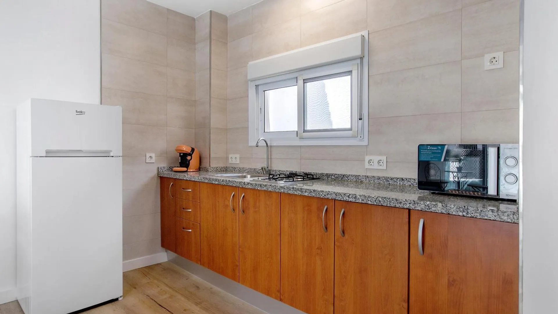 Piso En Carihuela Apartment Torremolinos Spain