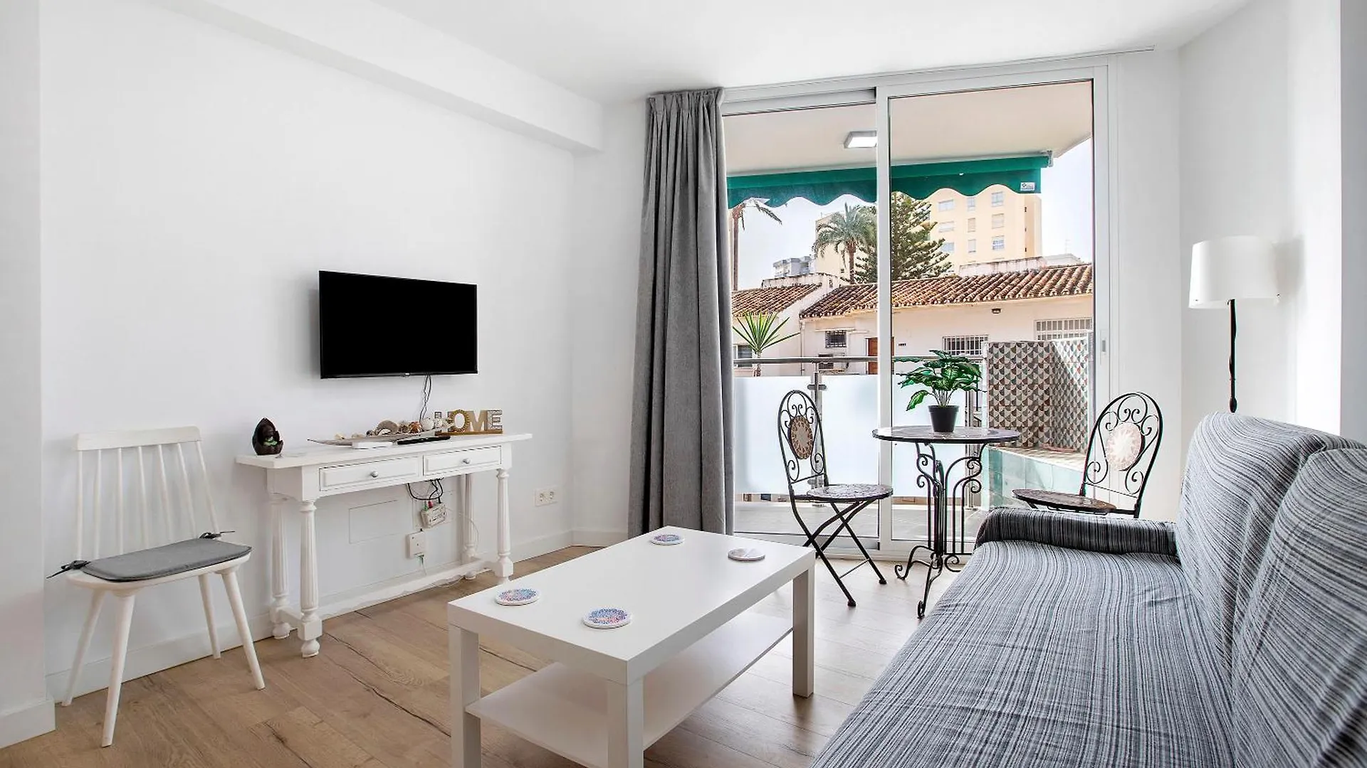 Piso En Carihuela Apartment Torremolinos 0*,