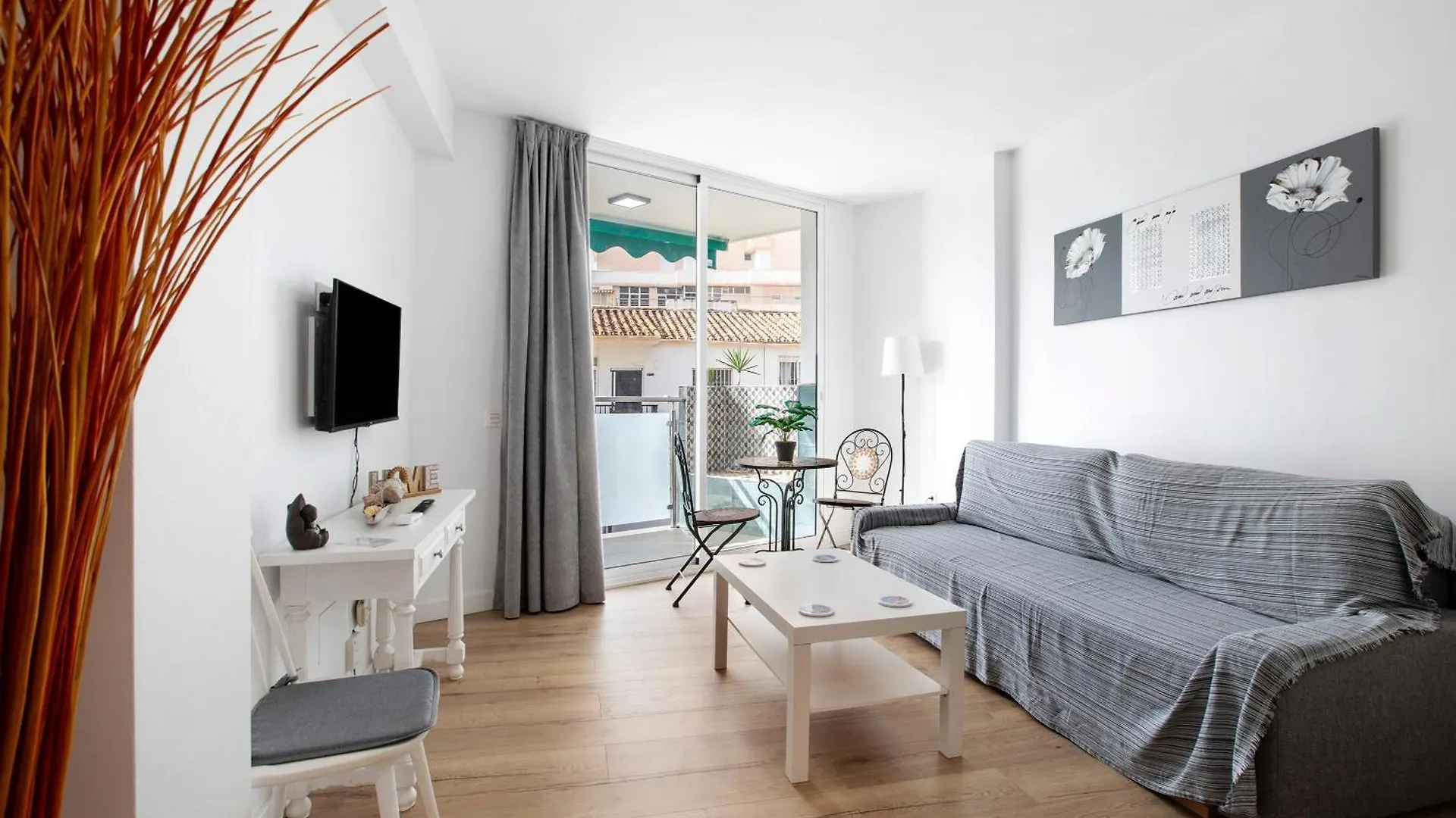 Apartmán Piso En Carihuela Torremolinos